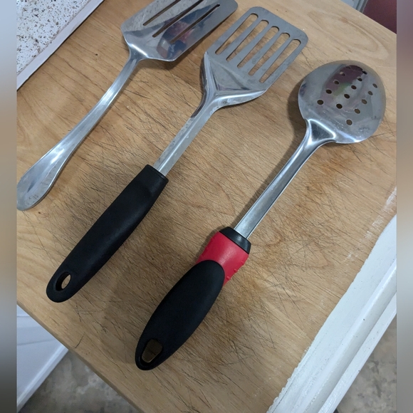 Nice Stainless Steel Kitchen Utensils - Picture 3 of 3